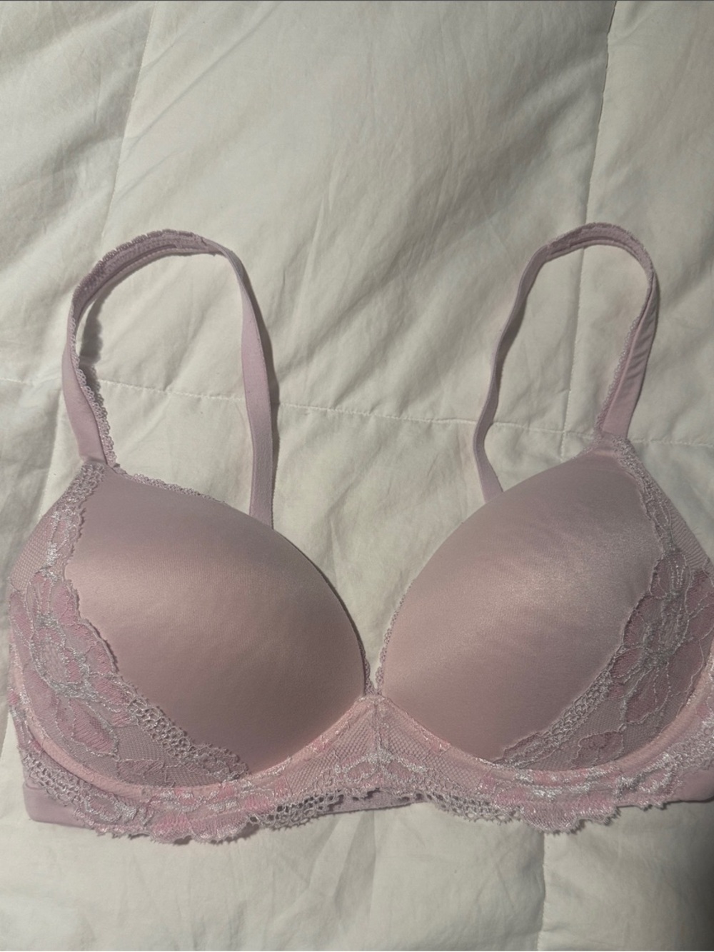 Lace Body By Victoria's Secret No wire Padded Bra